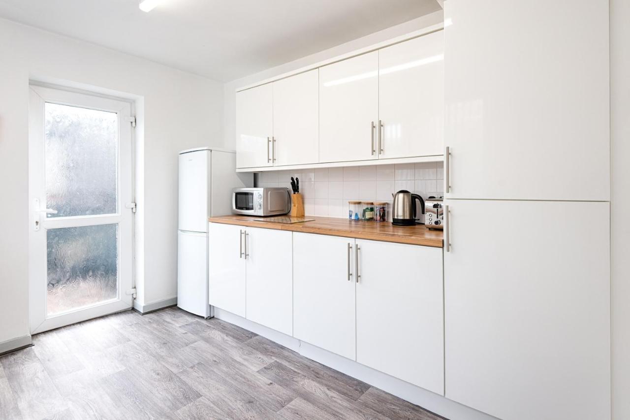 Walk To Swansea Stadium, 3 Rooms, Smart Tv'S Exterior foto